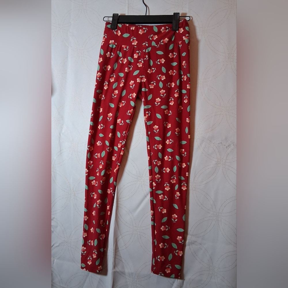 LuLaRoe Red Floral  Leggings One Size